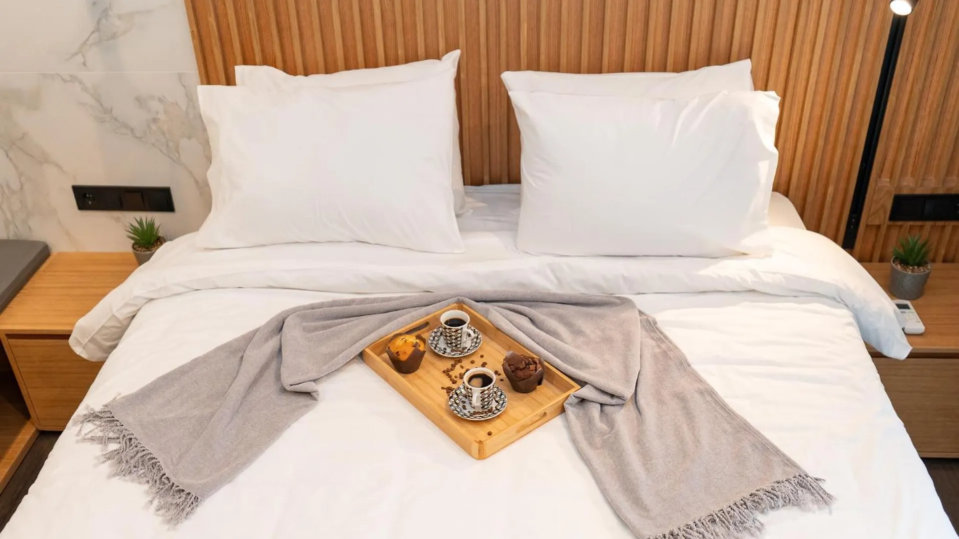 Luxury Suites With Jacuzzi By Sea&Thecity Θεσσαλονίκη 0*,  Ελλάδα