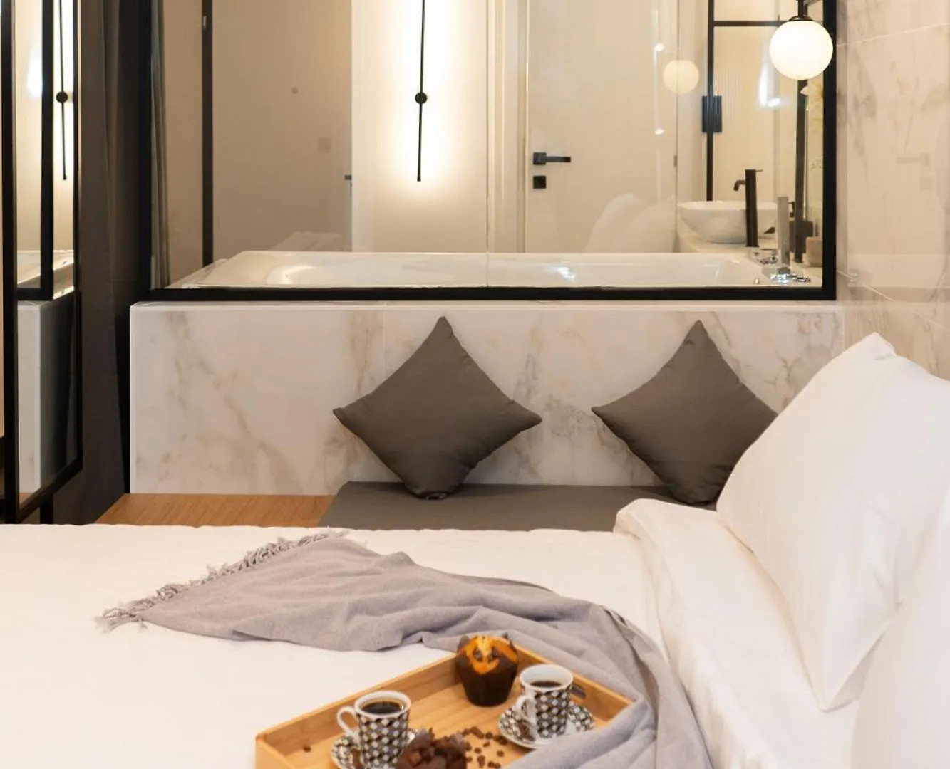 Διαμέρισμα Luxury Suites With Jacuzzi By Sea&Thecity Θεσσαλονίκη